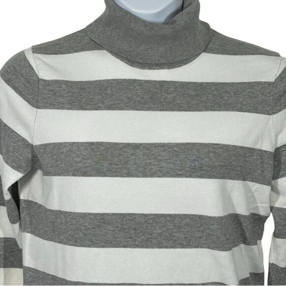 Tommy Hilfiger Gray Knit Stripe Turtleneck Sweater Button Cuffs Size Large - Picture 3 of 12